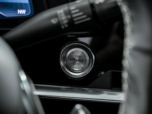 Used 2021 Chevrolet Corvette Stingray Preferred Cpe w/ Z51 Performance Package image 31