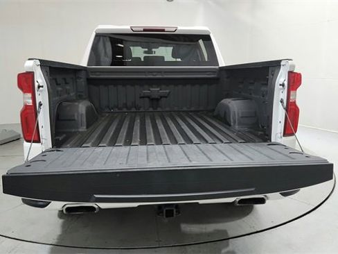 Used 2021 Chevrolet Silverado 1500 Custom w/ LPO, Dark Essentials Package image 20