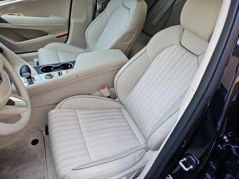 Certified 2026 Genesis G70 2.5T RWD image 15