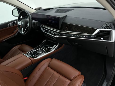 Certified 2023 BMW X7 xDrive40i w/ Climate Comfort Package image 14