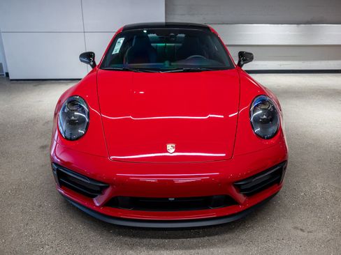 Certified 2024 Porsche 911 Carrera GTS w/ Premium Package RWD image 8