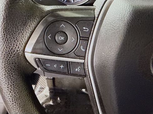 Used 2022 Toyota Camry LE FWD image 14