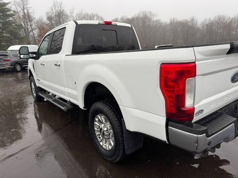 Used 2017 Ford F250 XLT w/ XLT Premium Package image 10