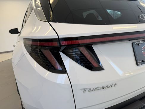 Used 2023 Hyundai Tucson Limited image 14