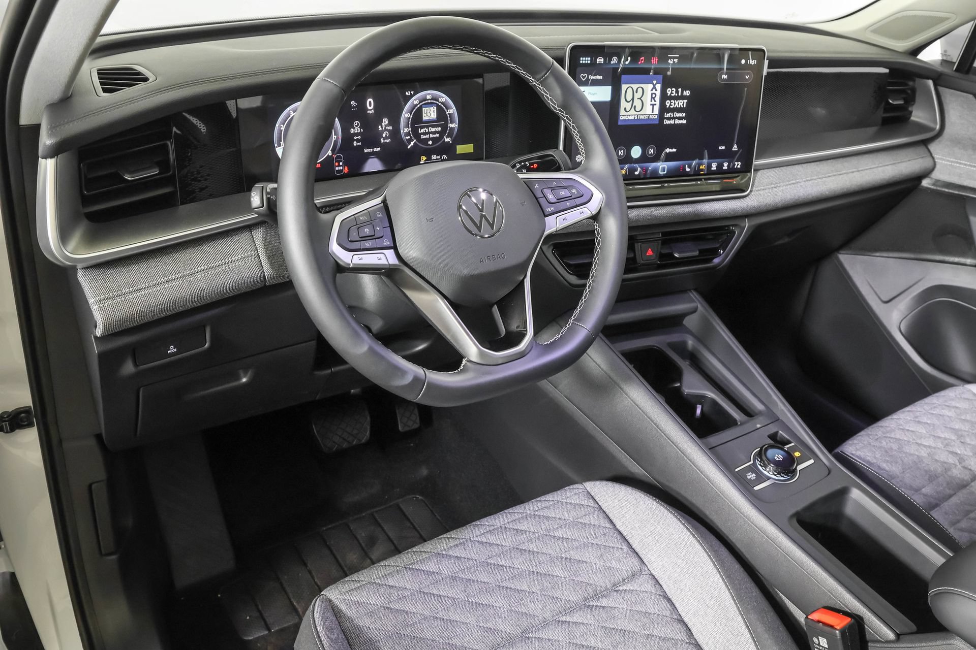 Used 2026 Volkswagen Tiguan S AWD/4WD image 3