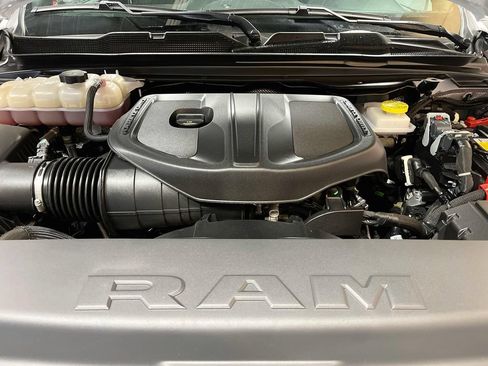 Used 2025 RAM 1500 Warlock AWD/4WD image 28