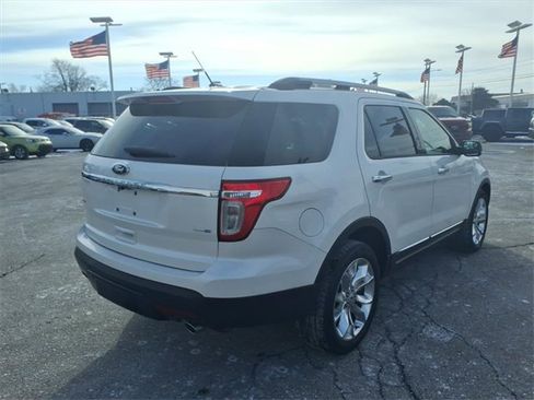 Used 2015 Ford Explorer XLT w/ Equipment Group 202B image 5