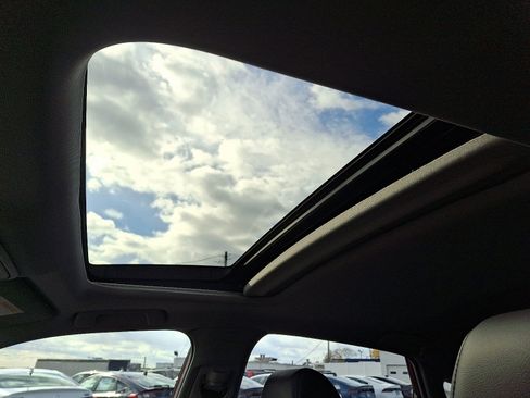 Used 2024 Acura Integra image 17