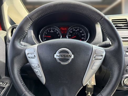 Used 2014 Nissan Versa Note SV w/ Sport Value Package FWD image 17