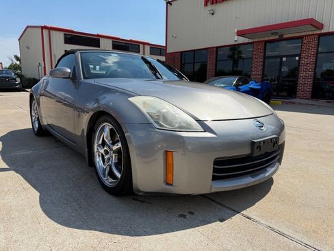 Used 2008 Nissan 350Z Touring image 1