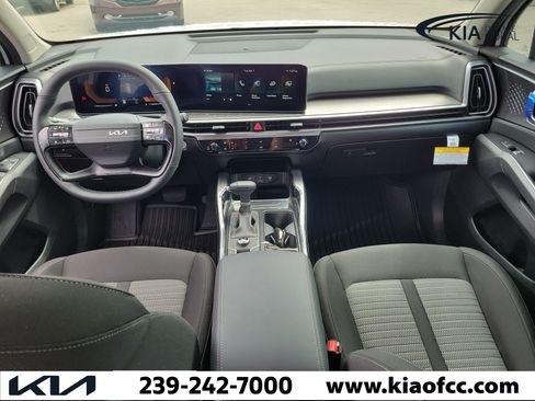 New 2026 Kia Sorento LX FWD image 14