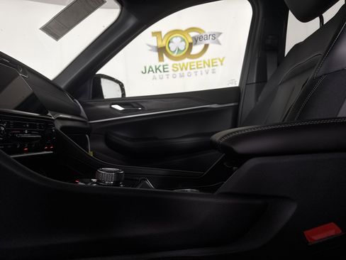 New 2025 Jeep Grand Cherokee L Limited w/ Black Appearance Package image 28