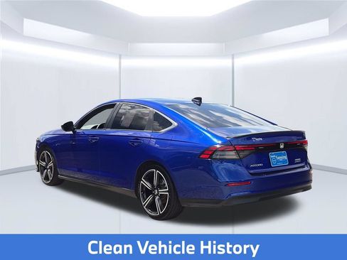 Used 2024 Honda Accord Sport image 3