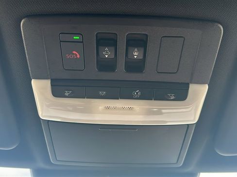 Used 2022 Mitsubishi Outlander SEL AWD/4WD image 31