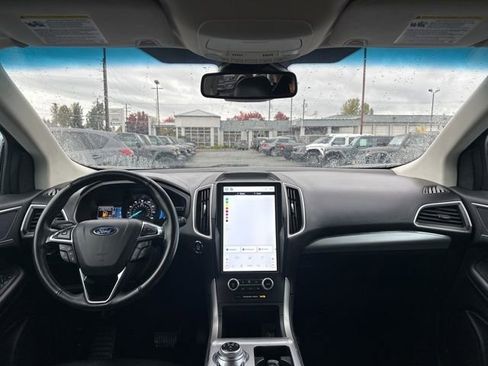 Used 2022 Ford Edge SEL image 17