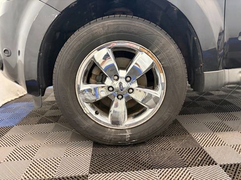 Used 2011 Ford Escape Limited w/ 302A Rapid Spec Order Code image 27
