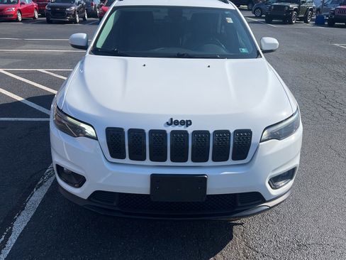 Used 2020 Jeep Cherokee Latitude Plus w/ Cold Weather Group AWD/4WD image 9