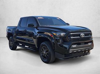 Used 2025 Toyota Tacoma SR5 AWD/4WD video 3