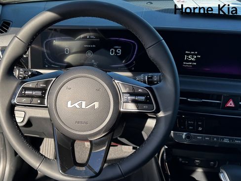 New 2026 Kia Seltos S image 14