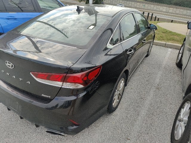 Used 2018 Hyundai Sonata Sport w/ Tech Package 05 FWD image 14