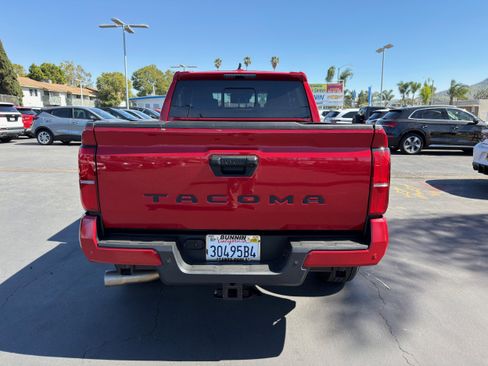 Used 2024 Toyota Tacoma TRD Sport w/ TRD Sport Upgrade Package RWD image 7