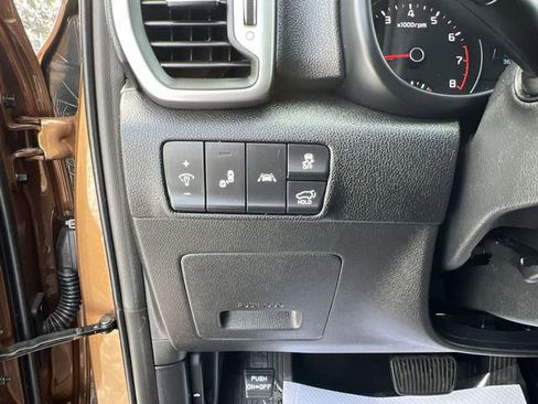 Used 2017 Kia Sportage EX w/ EX Technology Package image 20