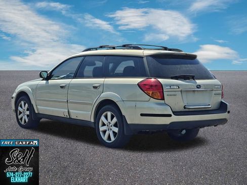 Used 2006 Subaru Outback 2.5i Limited AWD/4WD image 12