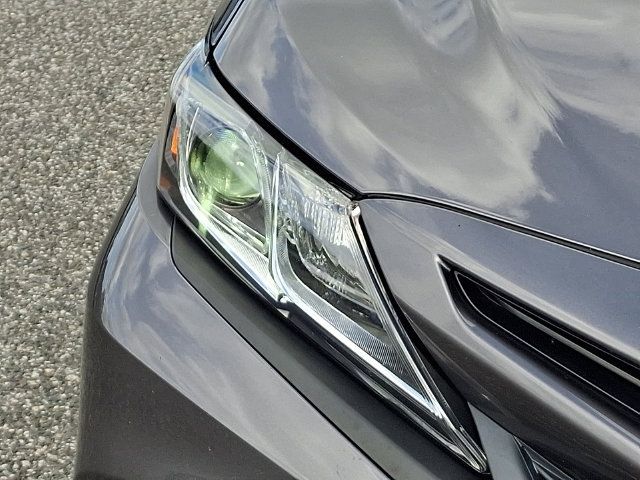 Used 2019 Toyota Camry SE FWD image 24