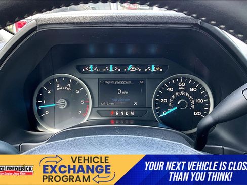 Used 2018 Ford F150 XLT w/ Equipment Group 302A Luxury AWD/4WD image 17