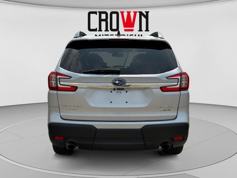 Used 2025 Subaru Ascent Limited AWD/4WD image 4
