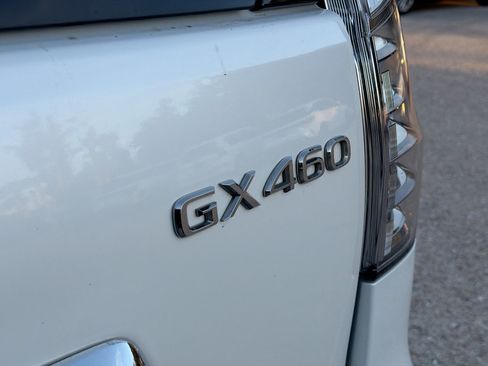 Used 2017 Lexus GX 460 image 11