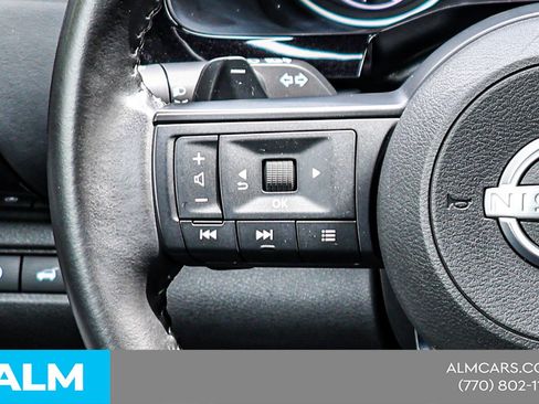 Used 2025 Nissan Pathfinder SV AWD/4WD image 28
