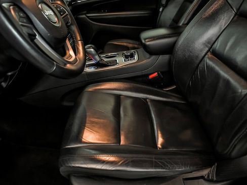 Used 2018 Jeep Grand Cherokee Limited AWD/4WD image 12