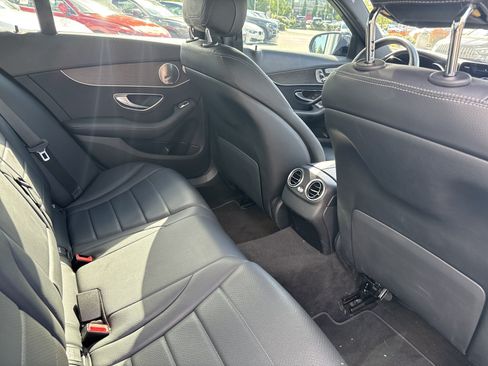 Certified 2019 Mercedes-Benz C 300 4MATIC Sedan image 15