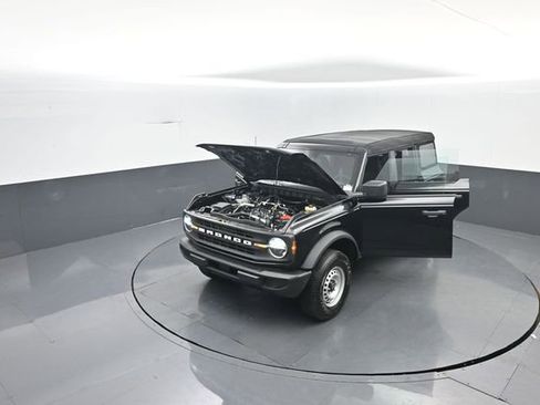 New 2026 Ford Bronco Base image 35