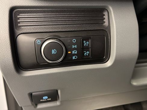 New 2026 Ford F550 4x4 Regular Cab Super Duty image 21