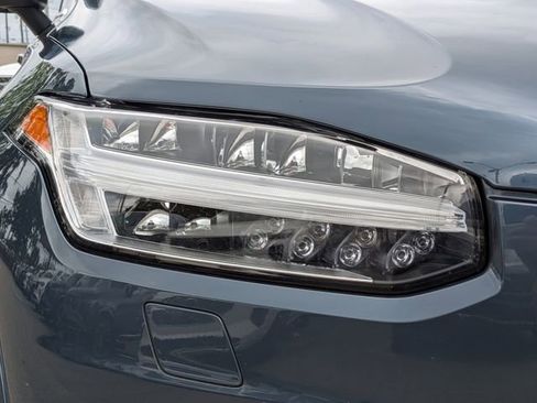 Certified 2023 Volvo XC90 B6 Plus AWD/4WD image 13