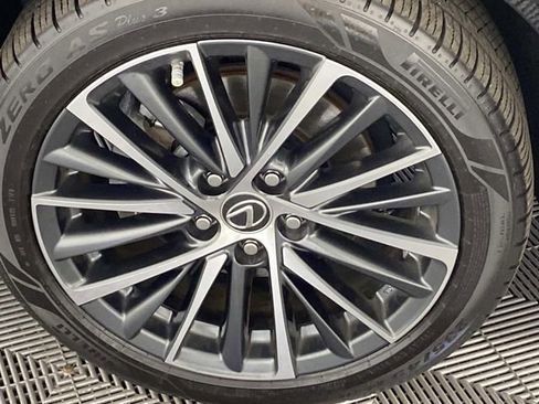 Used 2023 Lexus ES 350 350 w/ Premium Package image 28