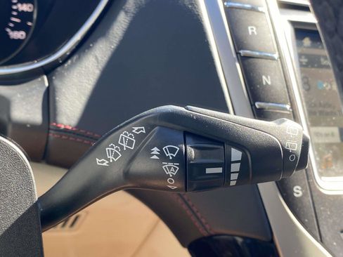 Used 2018 Lincoln MKX Black Label w/ Driver Assistance Package image 23