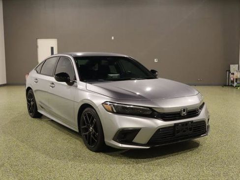 Used 2022 Honda Civic Sport image 1