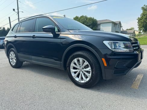 Used 2020 Volkswagen Tiguan S FWD image 3