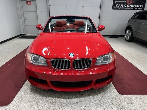 Used 2010 BMW 135i Convertible w/ Premium Pkg image 7