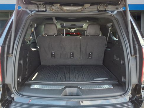 Certified 2024 Chevrolet Suburban Premier AWD/4WD image 5