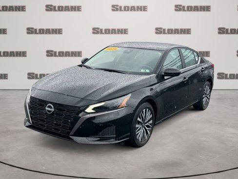 Used 2026 Nissan Altima 2.5 SV FWD image 1