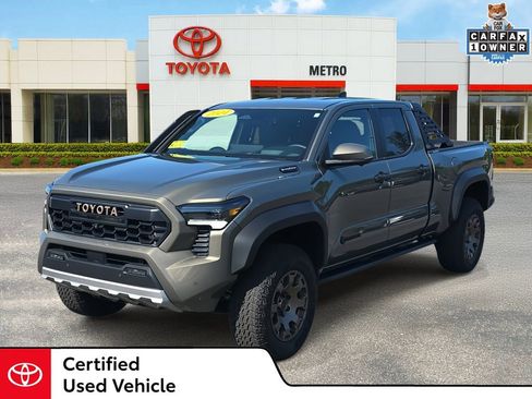Certified 2024 Toyota Tacoma TRD Sport image 1