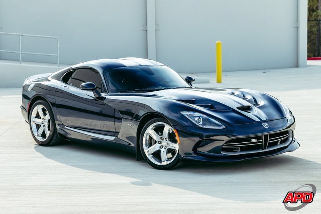 Used 2014 SRT Viper SRT-10 w/ Exterior Carbon Fiber Package RWD image 6