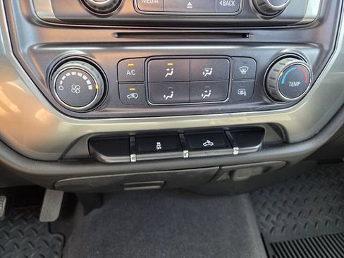 Used 2019 Chevrolet Silverado 1500 LT RWD image 27