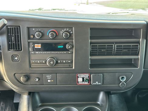 New 2026 GMC Savana 2500 Extended w/ Driver Convenience Package RWD image 33