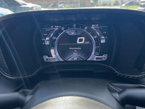 Used 2018 Alfa Romeo 4C Spider RWD image 12