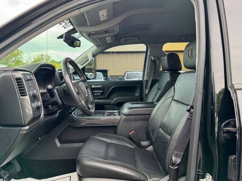 Used 2016 GMC Sierra 1500 SLT w/ SLT Preferred Package AWD/4WD image 19